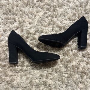 libby. edelman Black Suede Block Heel Pumps